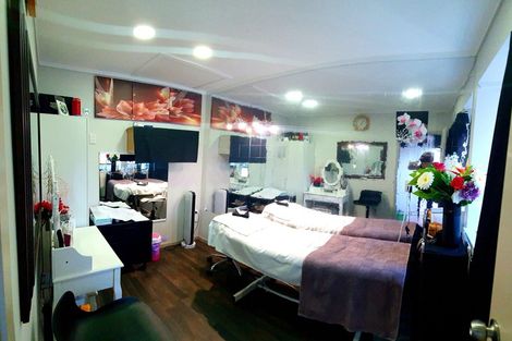 Photo of property in 21 Hawk Place, Welcome Bay, Tauranga, 3112