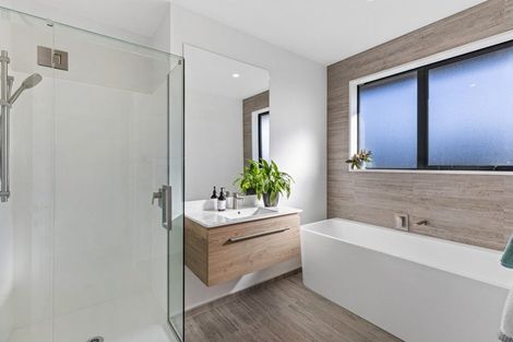 Photo of property in 2 Kokopu Street, Pegasus, 7612