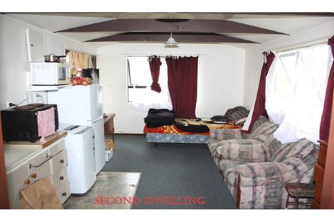 Photo of property in 11 Raewyn Street, Morningside, Whangarei, 0110