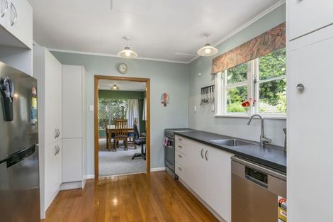 Photo of property in 48 Montgomery Avenue, Karori, Wellington, 6012