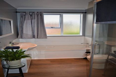 Photo of property in 37 Waterford Drive, Winton, 9720