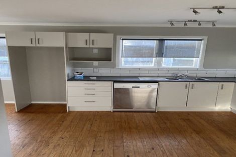 Photo of property in 28 Wetherby Grove, Wainuiomata, Lower Hutt, 5014