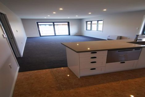 Photo of property in 37 Sussex Street, Levin, 5510