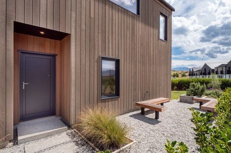 Photo of property in 22 Soudley Court, Jacks Point, Queenstown, 9371