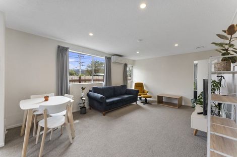 Photo of property in 2/56 Ward Street, Trentham, Upper Hutt, 5018