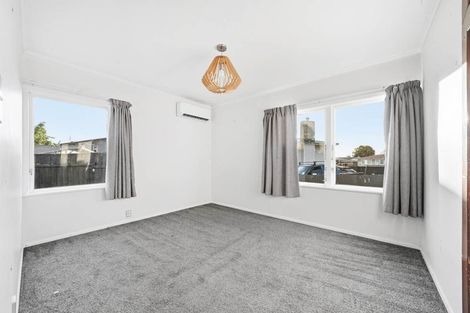 Photo of property in 24 President Avenue, Papakura, 2110