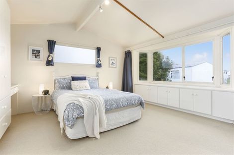 Photo of property in 80h Tirimoana Road, Te Atatu South, Auckland, 0602