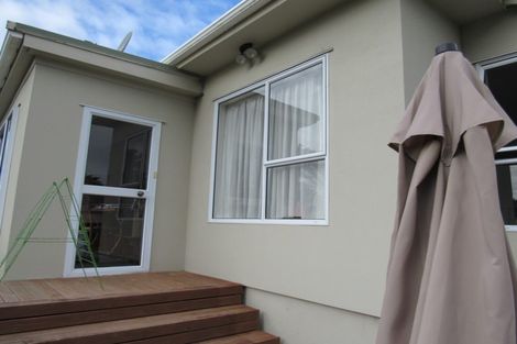 Photo of property in 10 Rawhiti Avenue, New Brighton, Christchurch, 8083