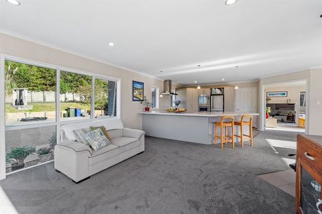 Photo of property in 351 Glenvar Road, Long Bay, Auckland, 0630