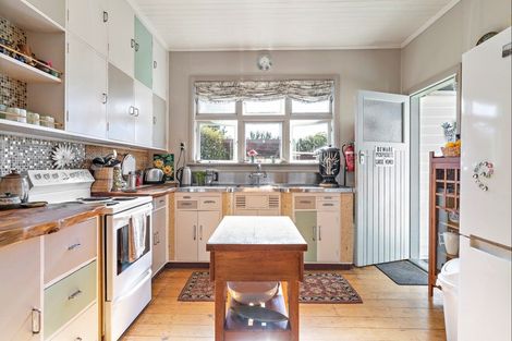 Photo of property in 41 Victoria Street, Masterton, 5810