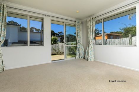 Photo of property in 35 Aberley Road, Schnapper Rock, Auckland, 0632