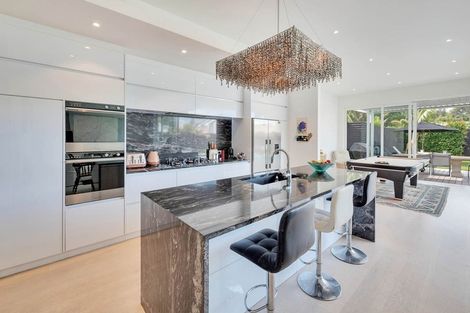 Photo of property in 41 Regina Street, Westmere, Auckland, 1022