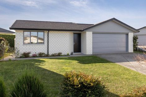 Photo of property in Waterview Estate, 89/4 Greystone Place, Omokoroa, 3114