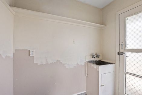 Photo of property in 35 Clive Street, Phillipstown, Christchurch, 8011