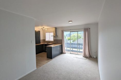 Photo of property in 1/6 Main Road, Wainuiomata, Lower Hutt, 5014