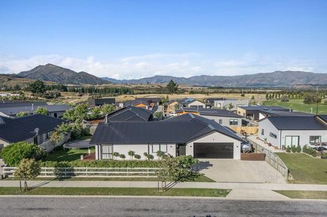 Photo of property in 4 Rua Street, Albert Town, Wanaka, 9305