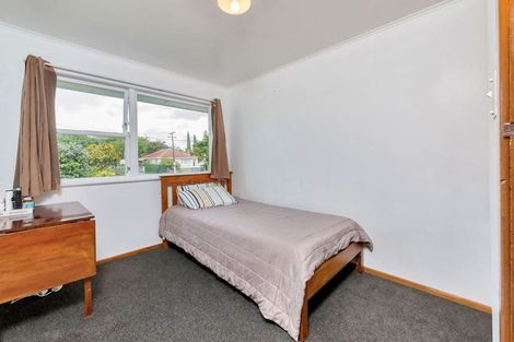 Photo of property in 10 Crawford Avenue, Mangere Bridge, Auckland, 2022