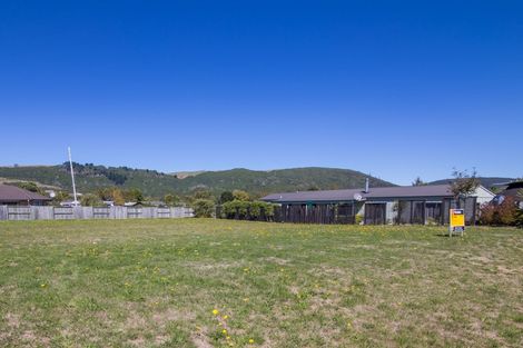 Photo of property in 113 Lisland Drive, Kinloch, Taupo, 3377