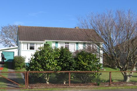 Photo of property in 27 Ashford Avenue, Hokowhitu, Palmerston North, 4410