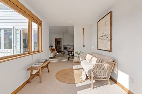 Photo of property in 78 The Crescent, Roseneath, Wellington, 6011