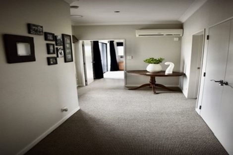 Photo of property in 9 Waitaheke Road, Te Horo, Otaki, 5581