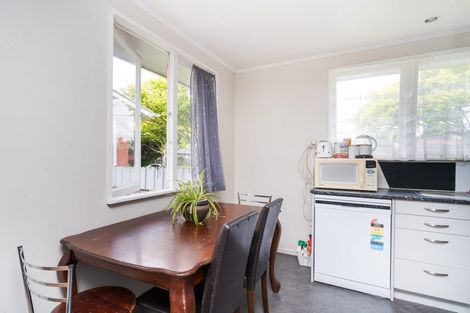Photo of property in 14 Otaki Place, Westbrook, Palmerston North, 4412
