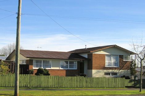 Photo of property in 23 Garden Heights Avenue, Glenview, Hamilton, 3206