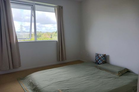 Photo of property in 73d Oraha Road, Kumeu, 0892