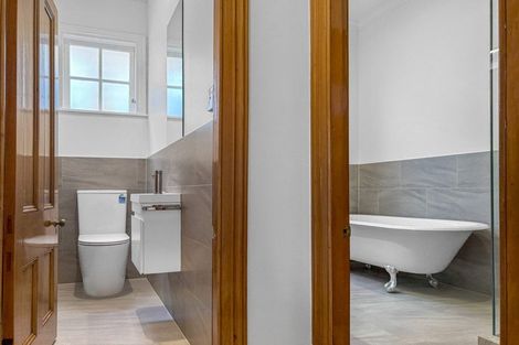 Photo of property in 1/10 Patuone Avenue, Devonport, Auckland, 0624