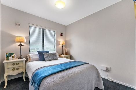 Photo of property in 2/2 Patons Road, Howick, Auckland, 2014