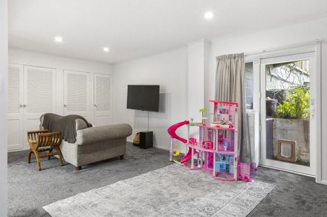 Photo of property in 10 Armstrong Grove, Hilltop, Taupo, 3330