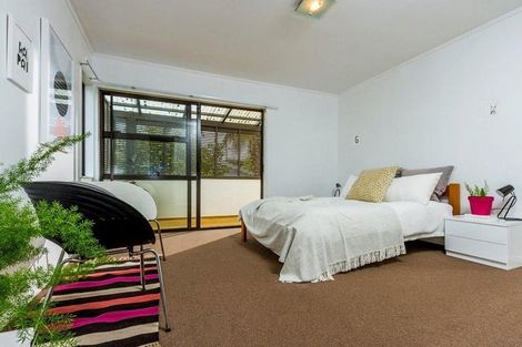 Photo of property in 2/6 Evan Street, Belmont, Auckland, 0622