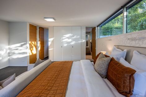 Photo of property in 363 Peninsula Road, Kelvin Heights, Queenstown, 9300