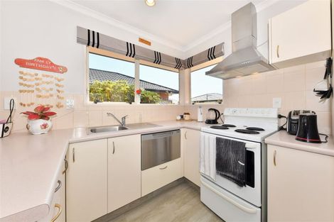 Photo of property in 8 Rustic Lane, Spreydon, Christchurch, 8024