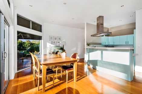 Photo of property in 6 Karioitahi Road, Waiuku, 2123