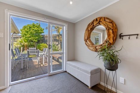 Photo of property in 7 Penrith Street, Westown, New Plymouth, 4310