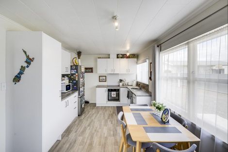 Photo of property in 47 Bristol Street, Tamatea, Napier, 4112