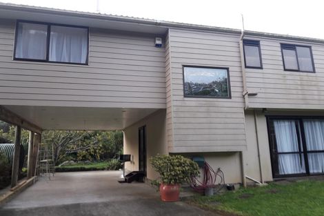 Photo of property in 50 Glenesk Road, Piha, New Lynn, 0772