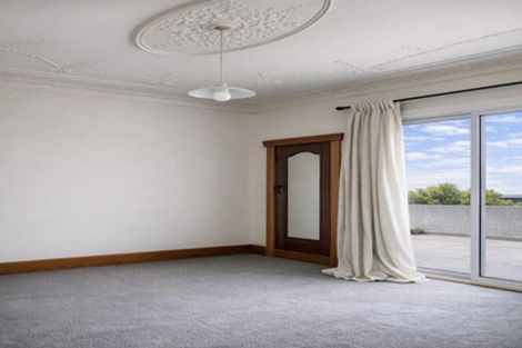 Photo of property in 210 Park Road, Hokowhitu, Palmerston North, 4410