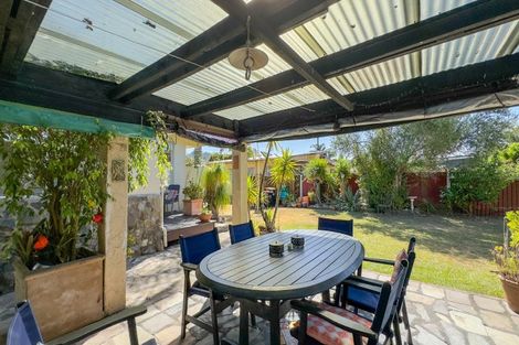 Photo of property in 120 Kiwi Road, Whangamata, 3620