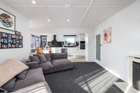 Photo of property in 11 Point Bush Road, Waimate, 7924