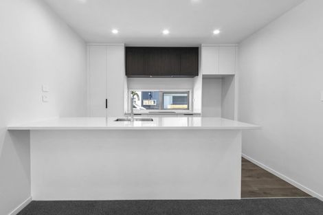 Photo of property in 4 Selkirk Lane, Hamilton Lake, Hamilton, 3204