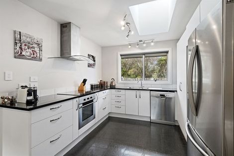 Photo of property in 292 Keyes Road, New Brighton, Christchurch, 8083