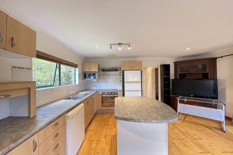 Photo of property in 11 Scarlock Avenue, Browns Bay, Auckland, 0630