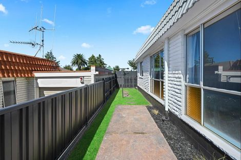Photo of property in 1 Mahoe Street, Melville, Hamilton, 3206