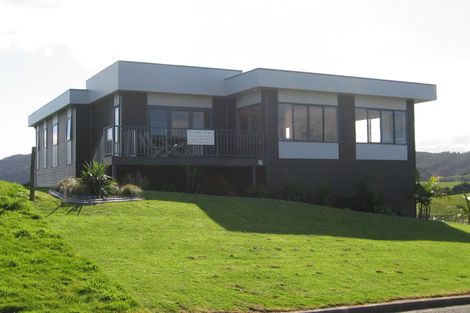 Photo of property in 27 Cullen Street, Mangawhai Heads, Mangawhai, 0505