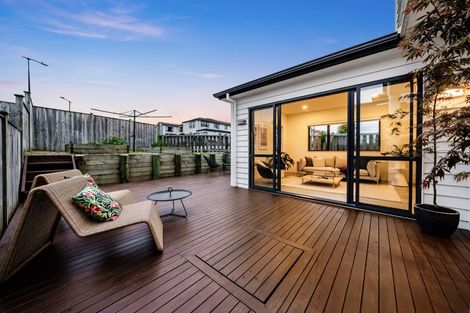 Photo of property in 70 Kano Way, Hobsonville, Auckland, 0616