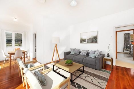 Photo of property in 77 Clarkin Road, Fairfield, Hamilton, 3214