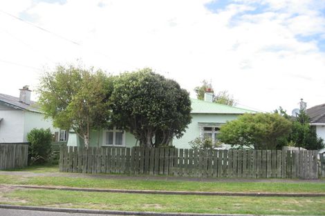 Photo of property in 4 Pharazyn Street, Gonville, Whanganui, 4500