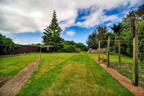 Photo of property in 223 Glover Road, Hawera, 4610